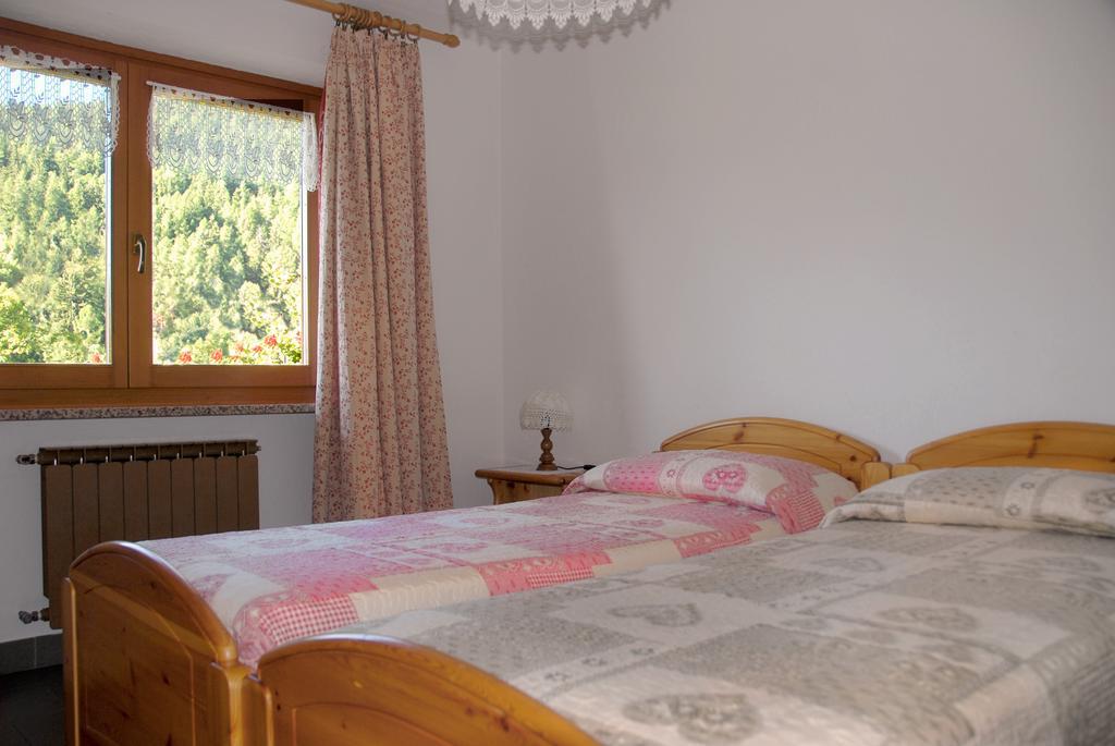 Agriturismo Plan D'Avie アオスタ 部屋 写真