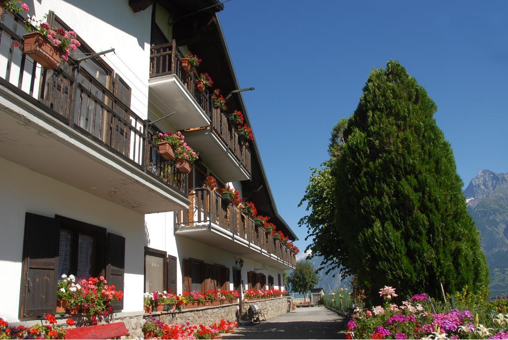 Agriturismo Plan D'Avie アオスタ エクステリア 写真